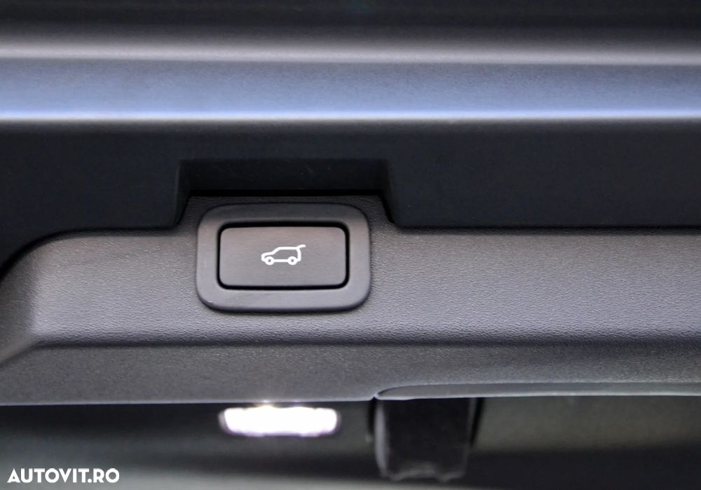 Land Rover Discovery 2.0 L TD4 HSE Luxury - 26