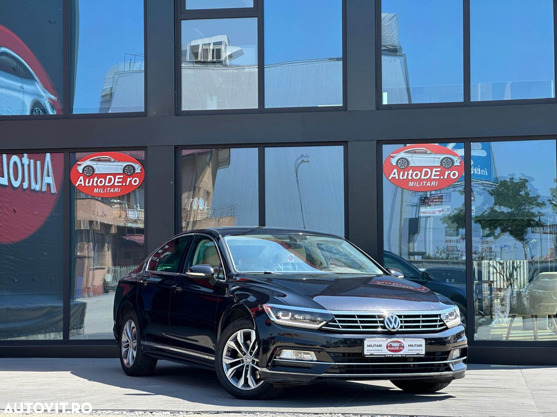 Volkswagen Passat - 2