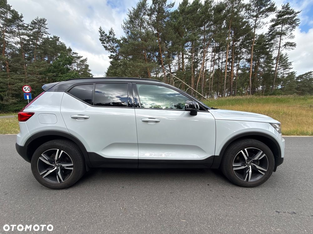 Volvo XC 40 T3 R-Design - 10