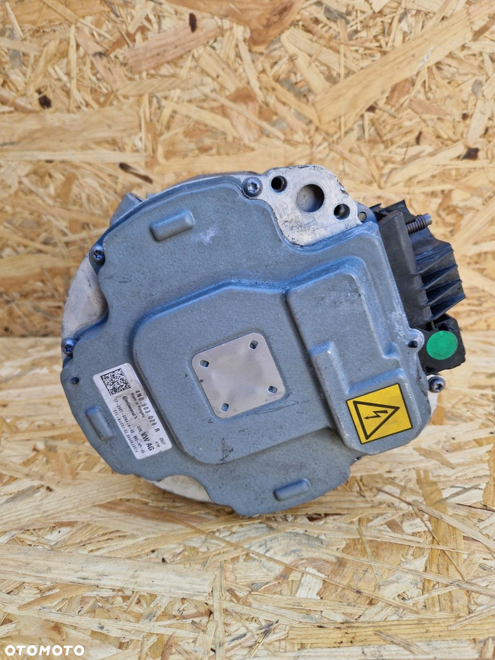 ALTERNATOR ROZRUSZNIK AUDI A6 A7 A8 Q8 Q7 4M - 2