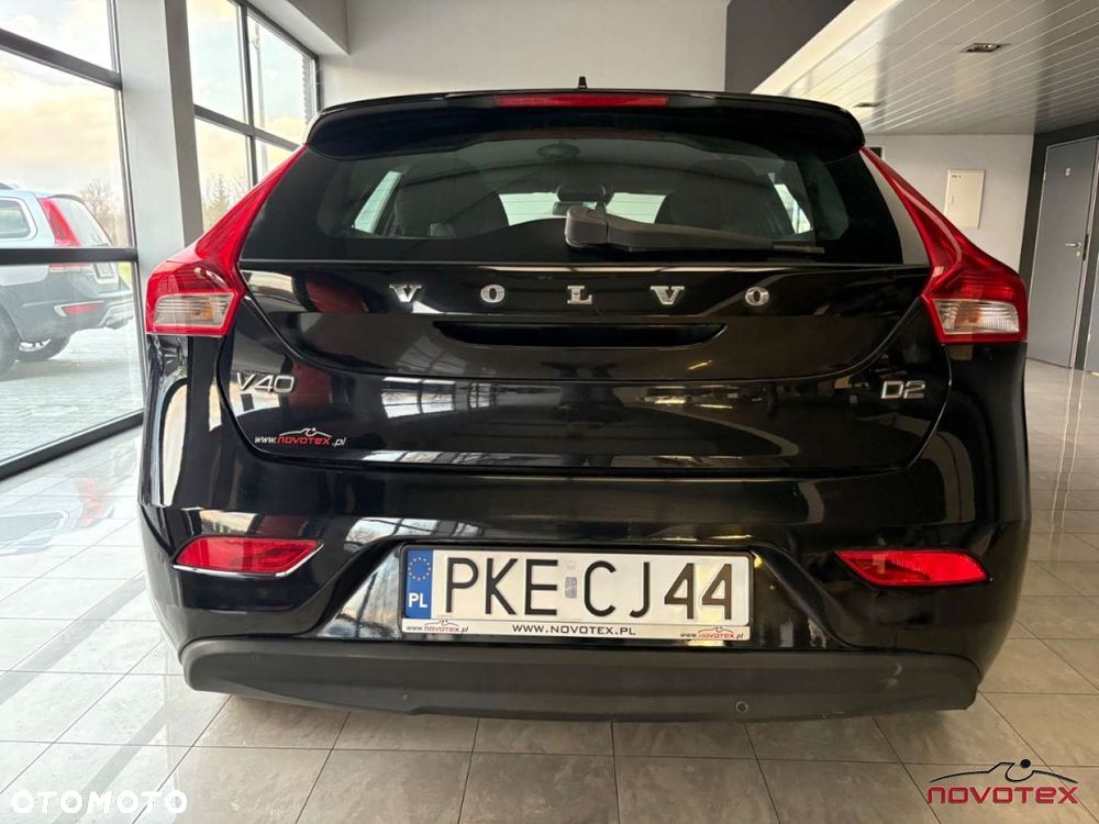 Volvo V40 D2 Momentum - 6