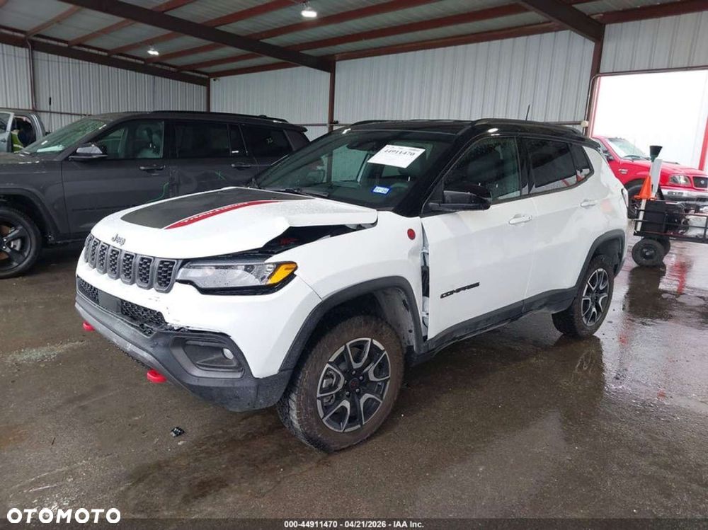 Jeep Compass - 2