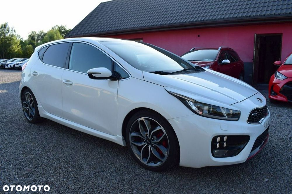 Kia Ceed - 6