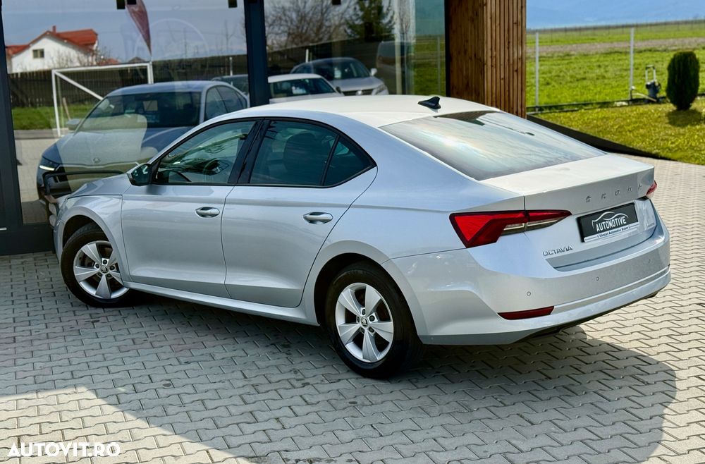 Skoda Octavia 2.0 TDI Ambition - 17
