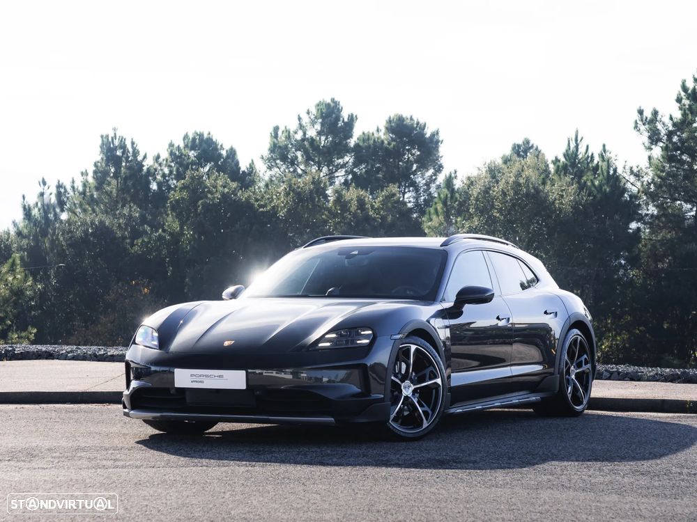 Porsche Taycan Cross Turismo 4 - 2
