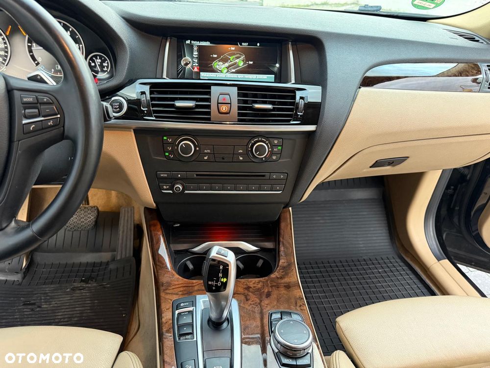 BMW X4 xDrive20d xLine - 8