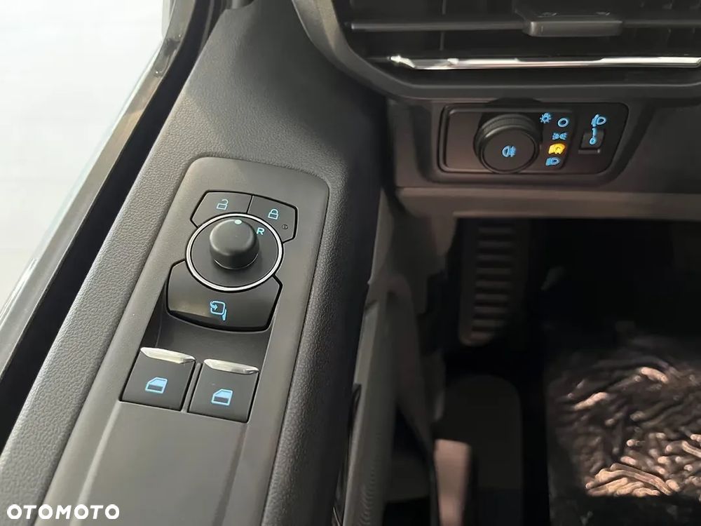 Ford Tourneo Custom 2.5 PHEV CVT 340 L2 Limited - 8