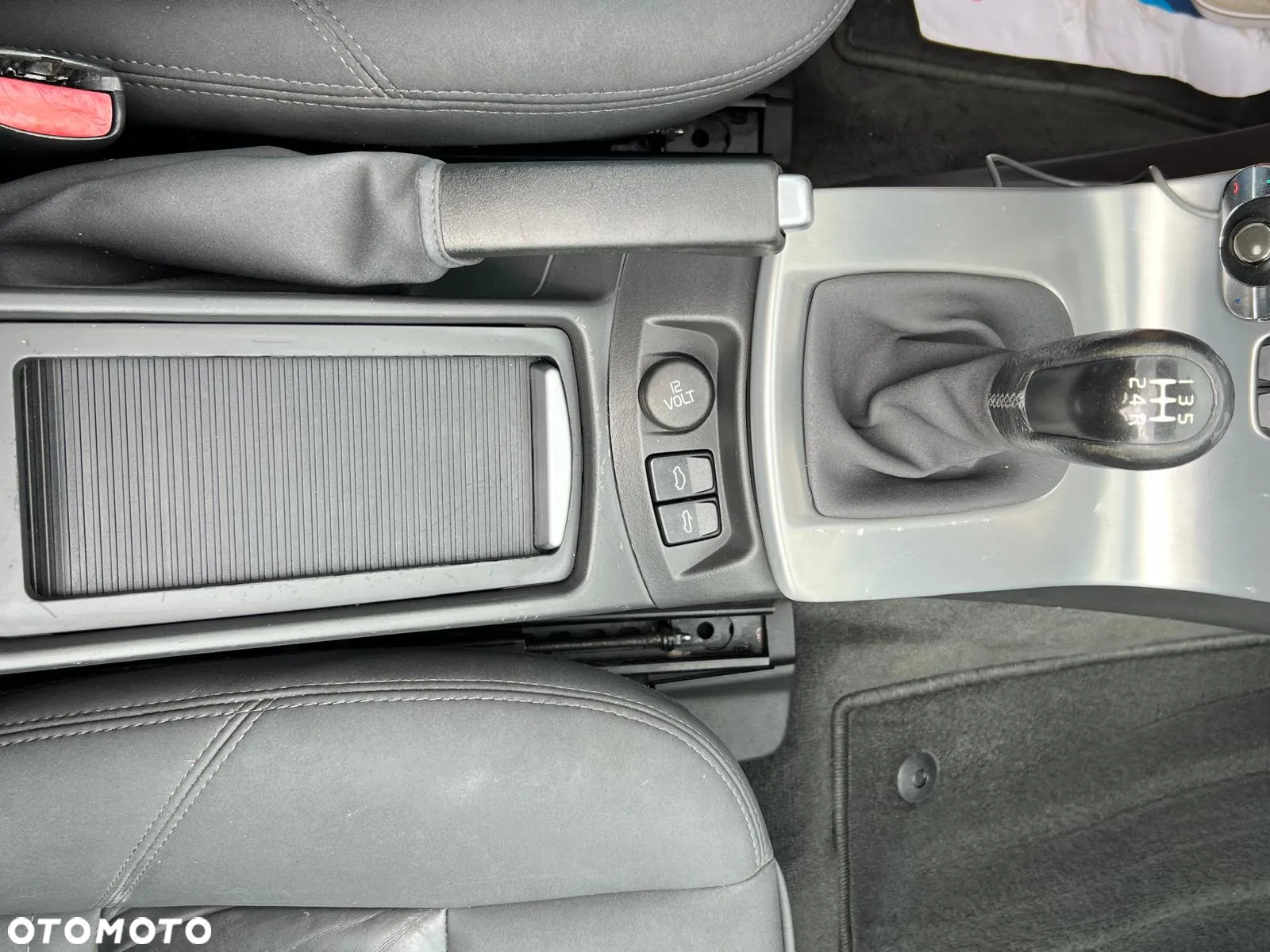 Volvo C70 2.4 Momentum - 11