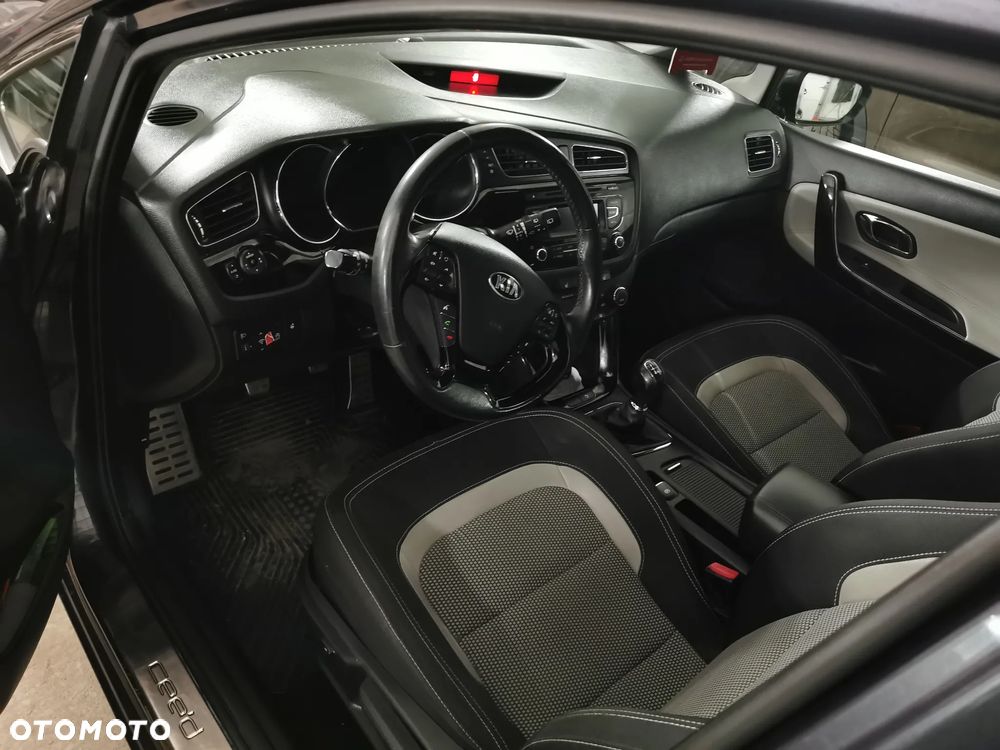 Kia Ceed 1.6 GDI Vision - 6
