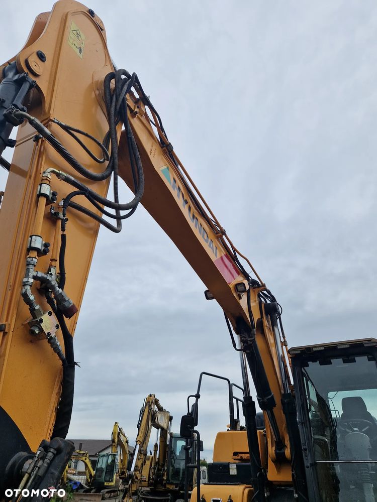 Hyundai HW140 - 11