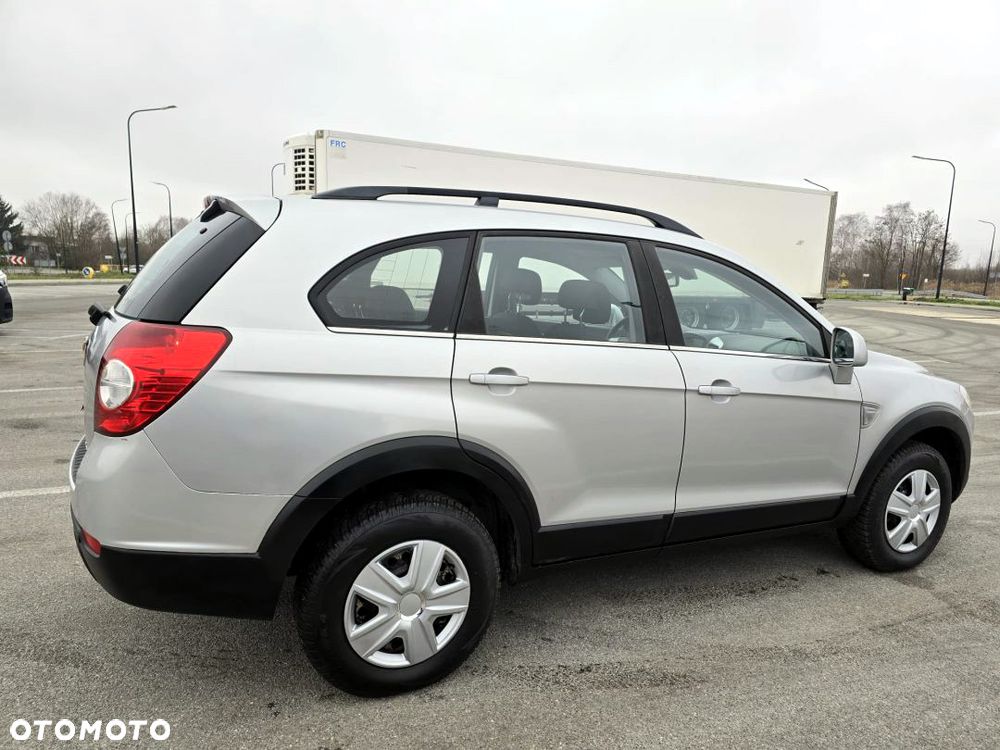 Chevrolet Captiva 2.0 4WD 7 Sitzer LT Exclusive - 35