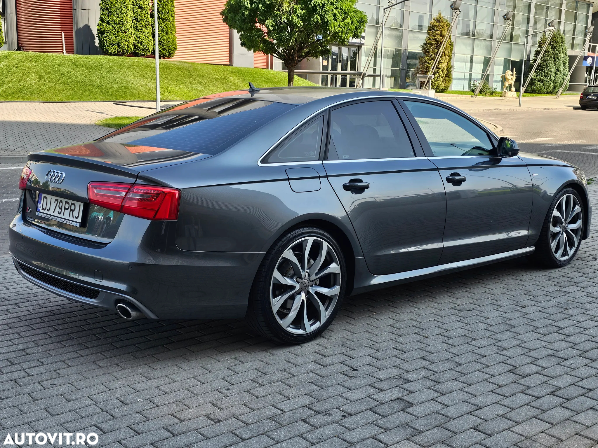 Audi A6 - 4