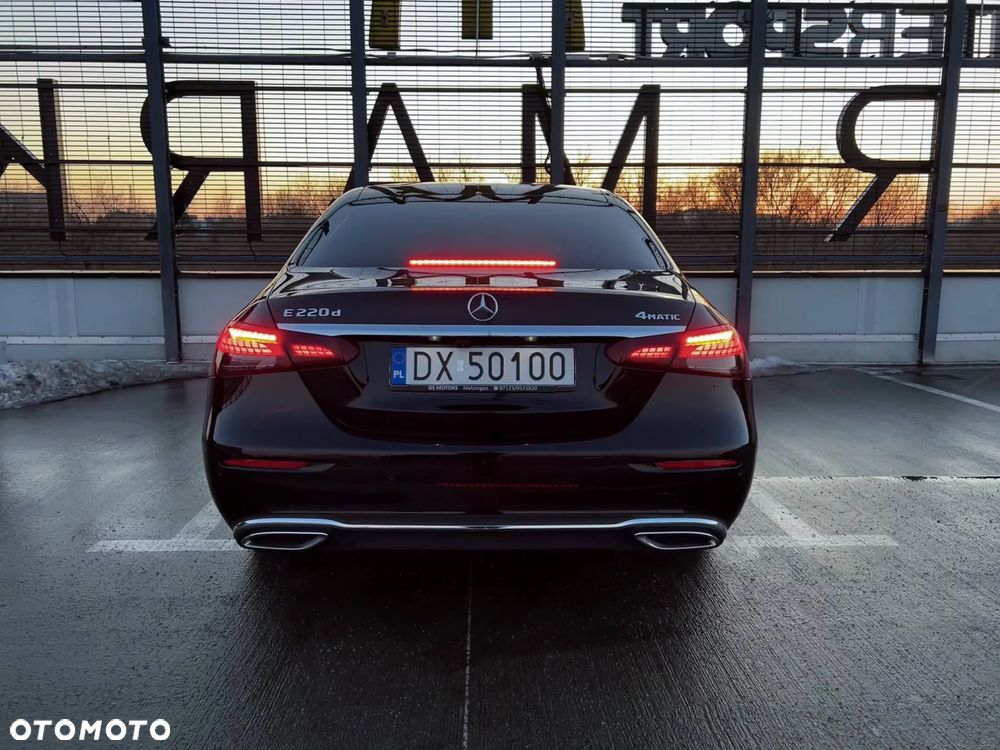 Mercedes-Benz Klasa E 220 d 4Matic 9G-TRONIC Avantgarde - 12