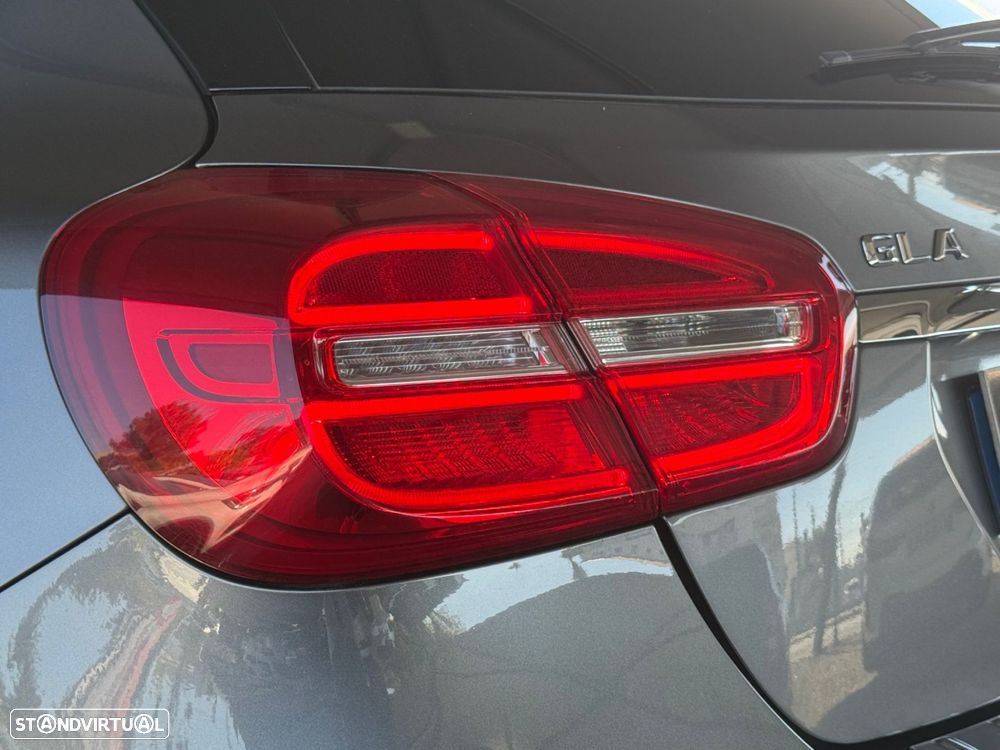 Mercedes-Benz GLA 180 CDi Urban - 52