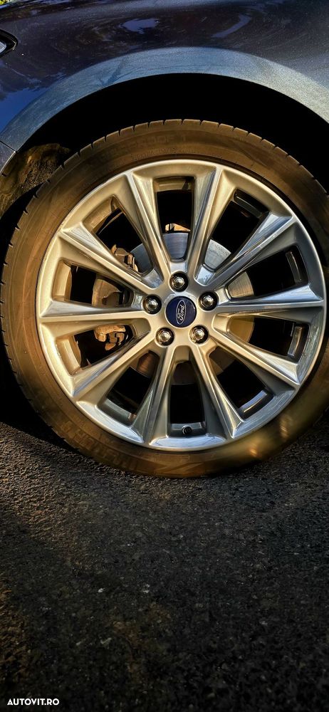 Ford Mondeo 2.0 HEV Vignale - 20