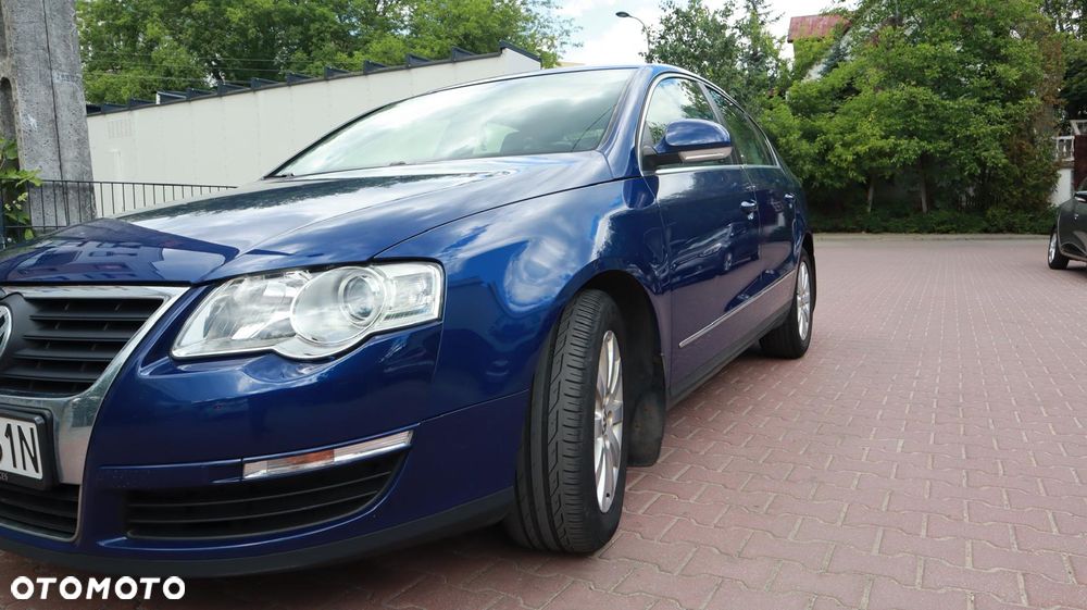Volkswagen Passat 2.0 TDI Comfortline - 3