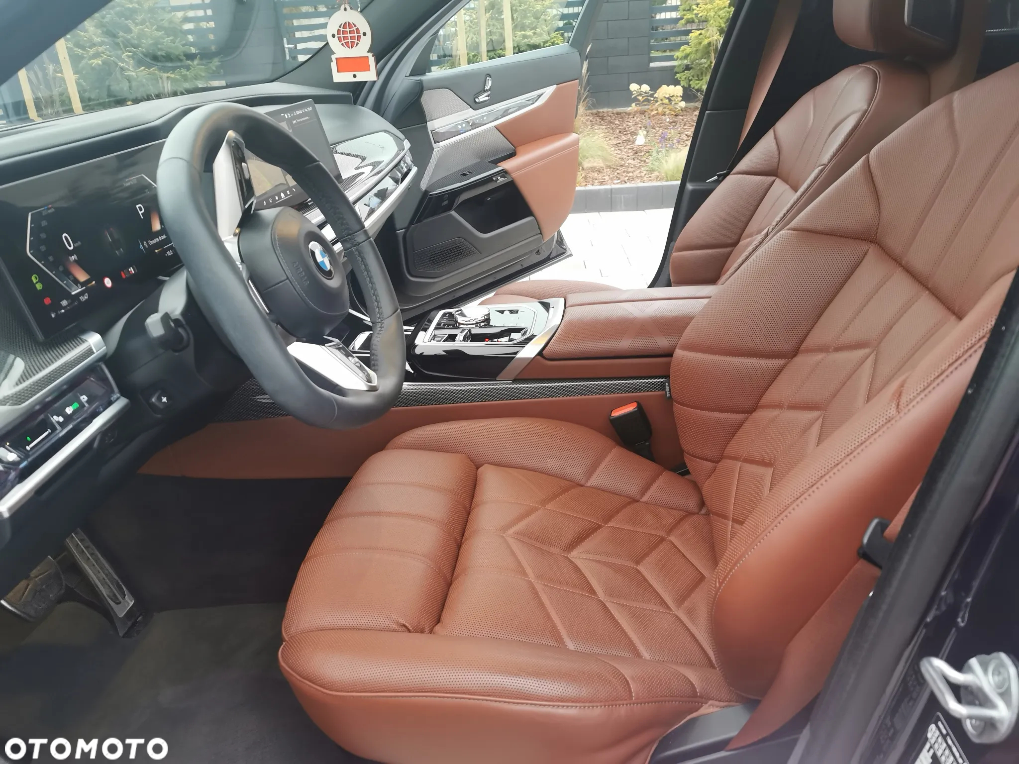 BMW Seria 7 - 12
