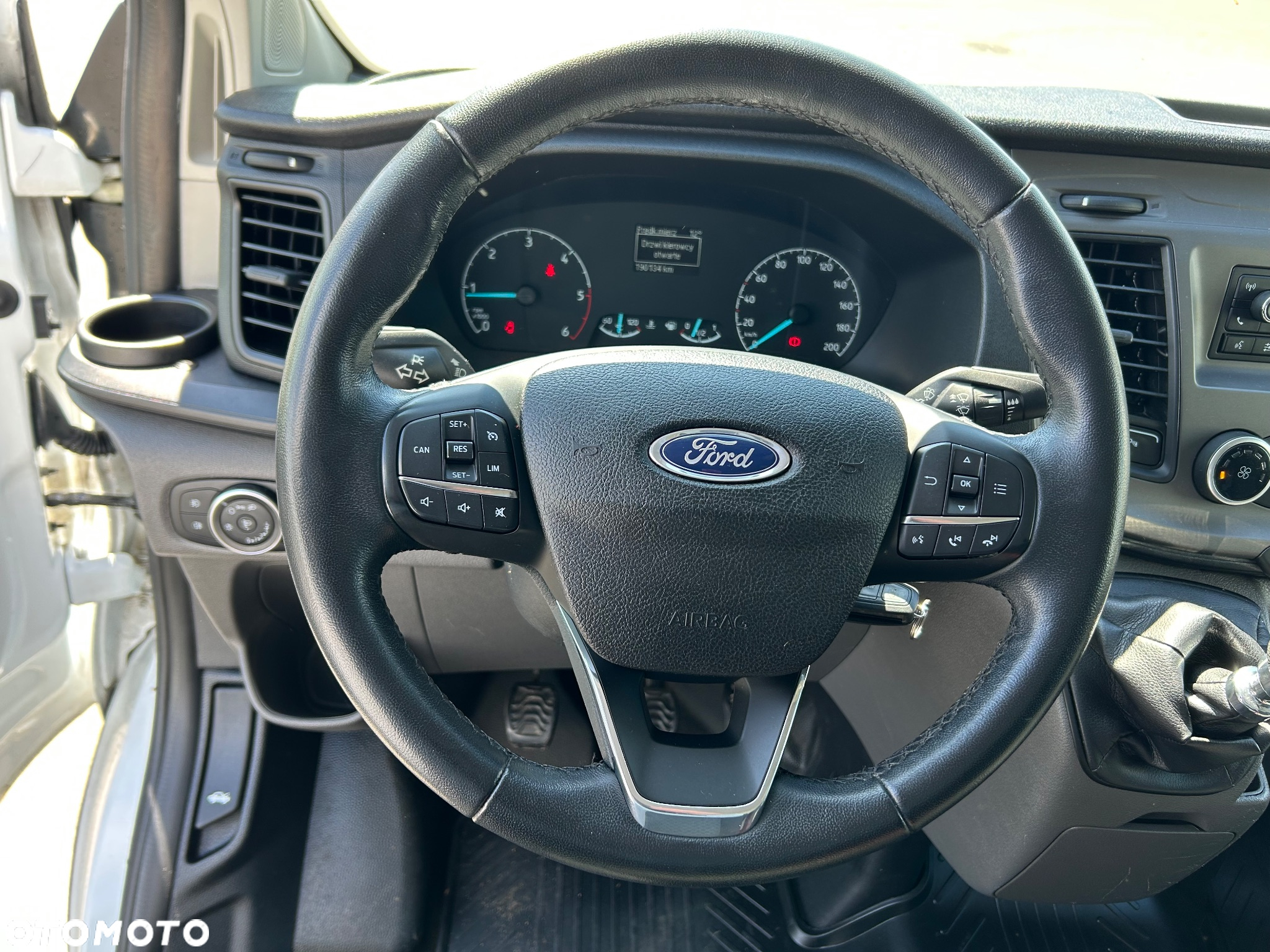 Ford Transit custom - 14