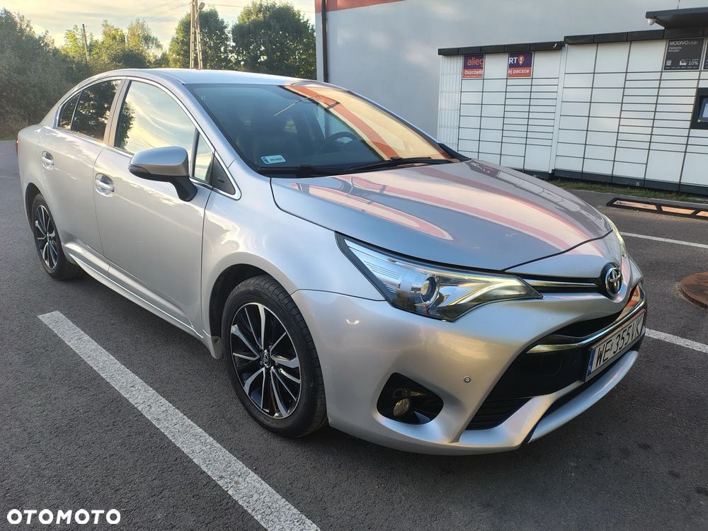 Toyota Avensis 2.0 D-4D Premium - 1