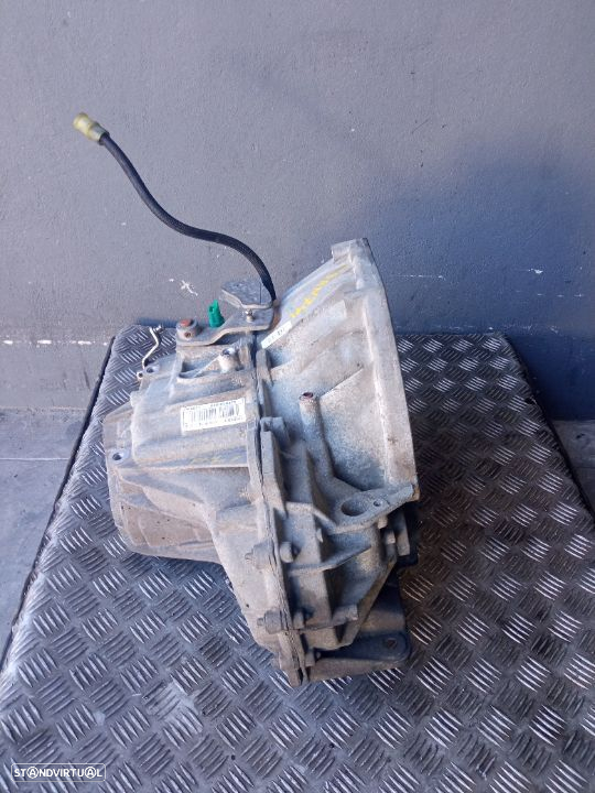 Caixa de 6 velocidades Renault Laguna 2.0 DCi REF: PK4 007 (M9R) - 4