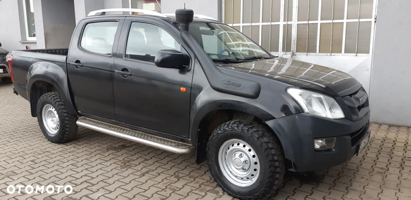 Isuzu D-Max 2.5 DC LSX Dark