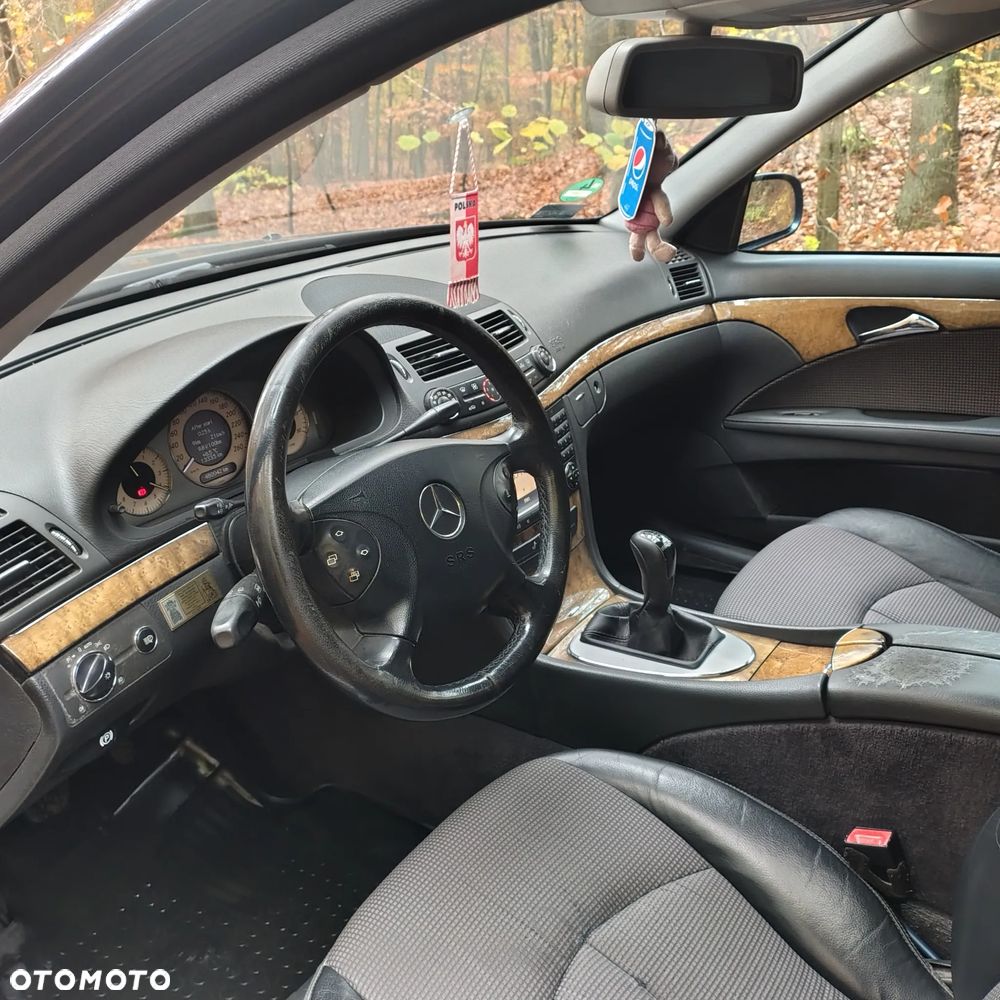 Mercedes-Benz Klasa E - 11