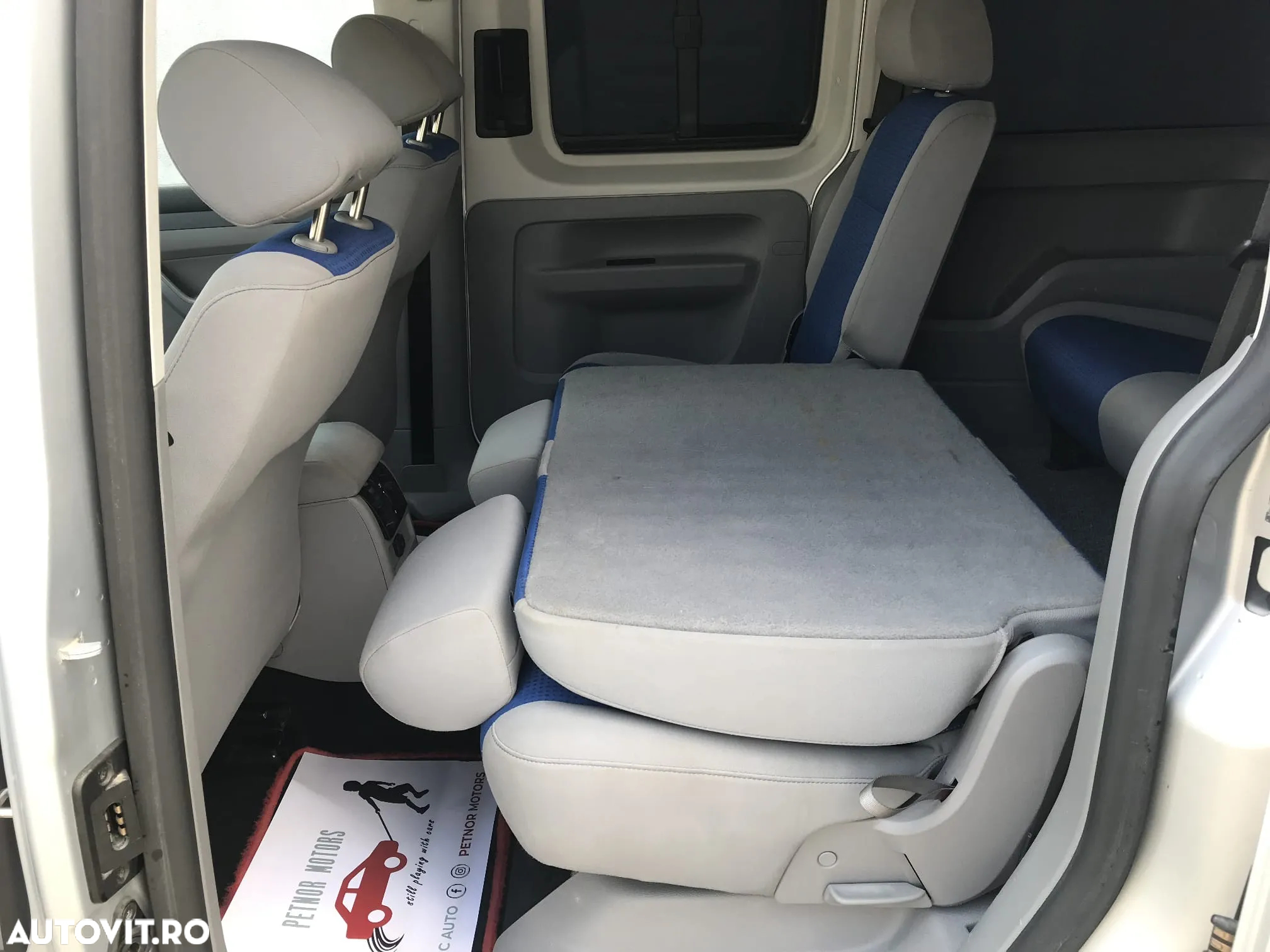 Volkswagen Caddy 1.9 TDI DPF DSG Maxi Life (7-Si.) - 32