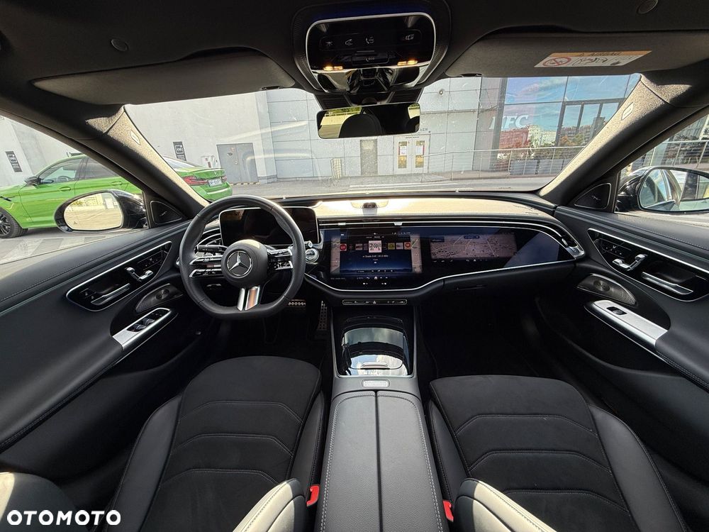 Mercedes-Benz Klasa E 220 d mHEV 4-Matic AMG 9G-Tronic - 14