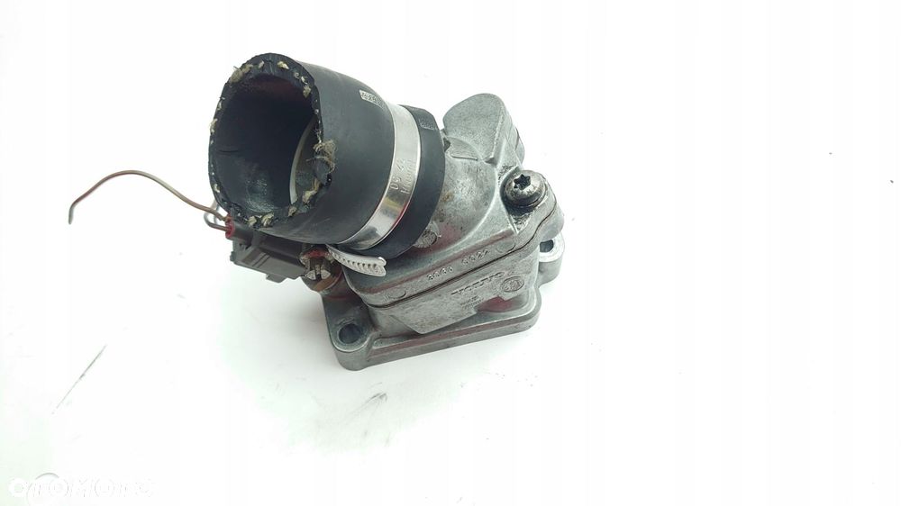 obudowa termostatu volvo s80 v70 s60 xc90 xc70 2.4 d5 30650022 - 3