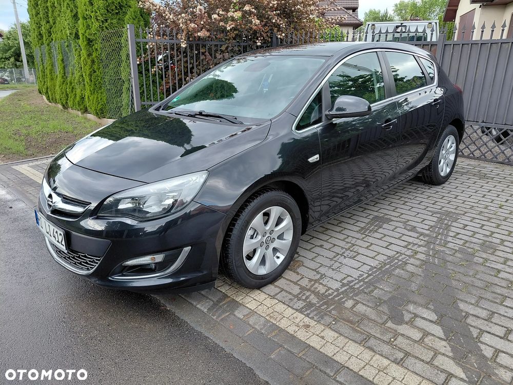 Opel Astra 1.6 Exklusiv - 3