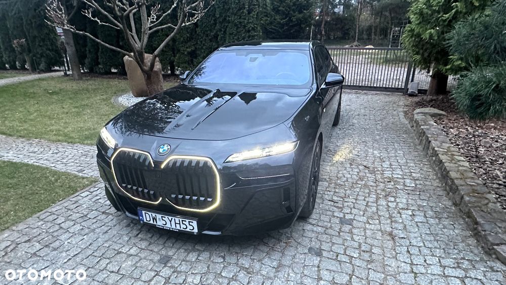 BMW Seria 7 - 25