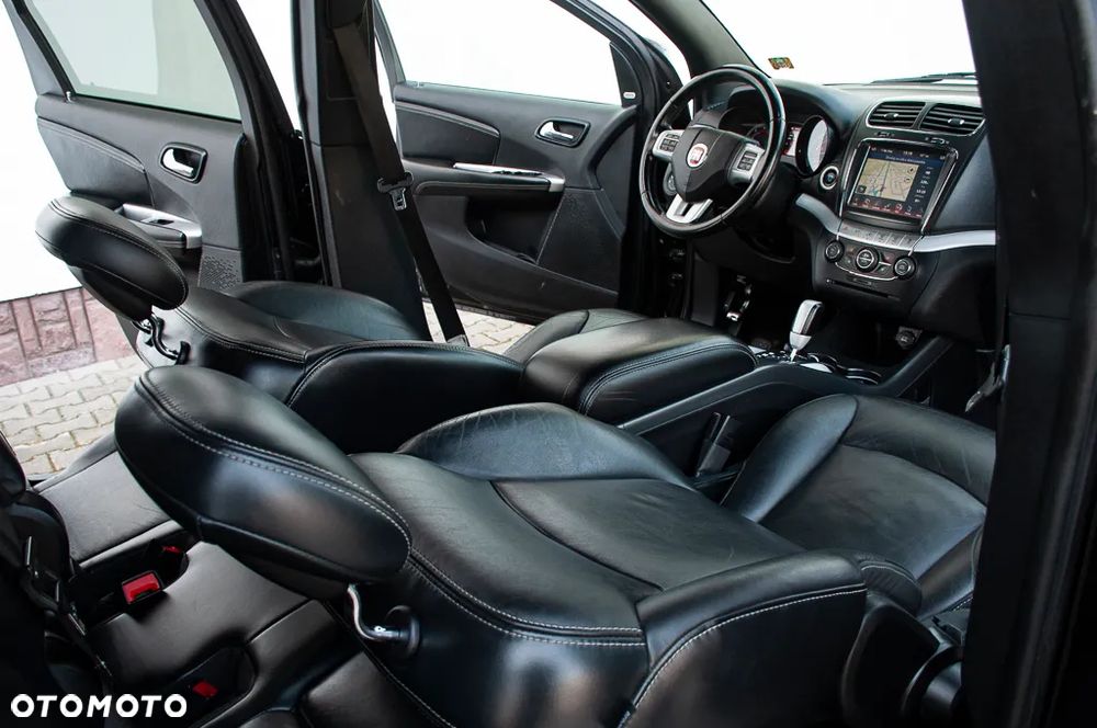 Fiat Freemont 2.0 Multijet 16V DPF Automatik Allrad Black Code - 29