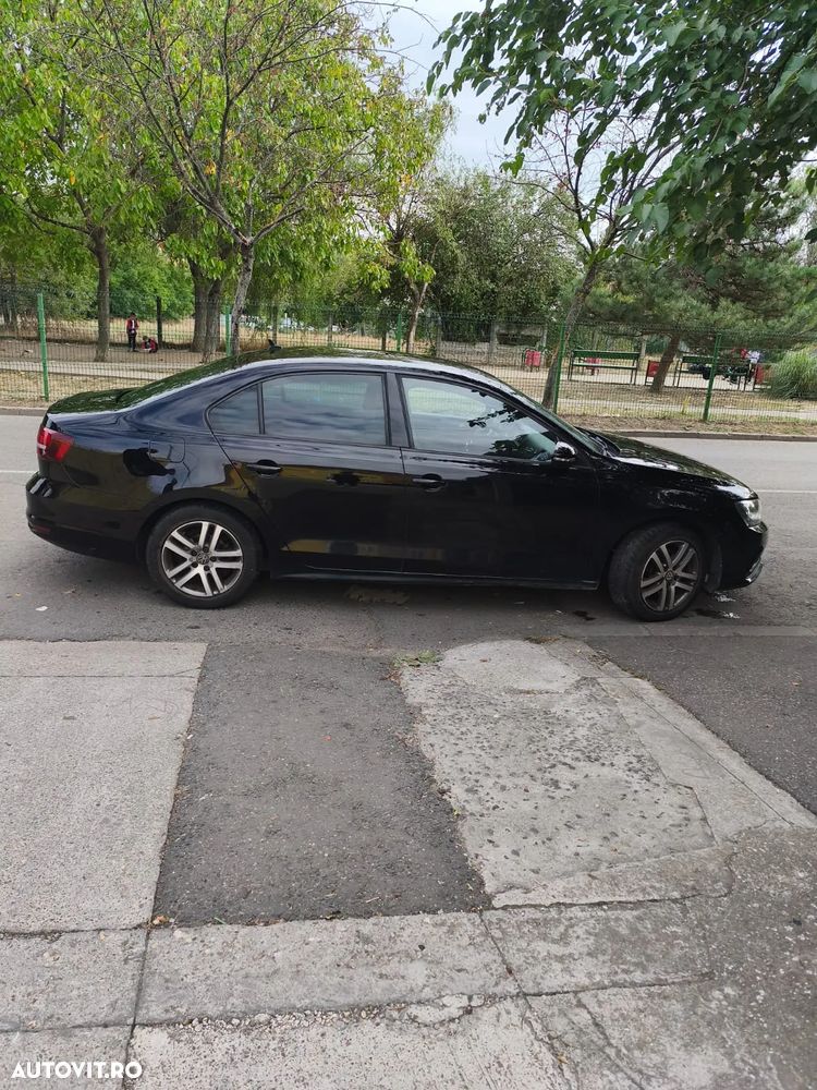 Volkswagen Jetta 1.2 TSI Comfortline - 11