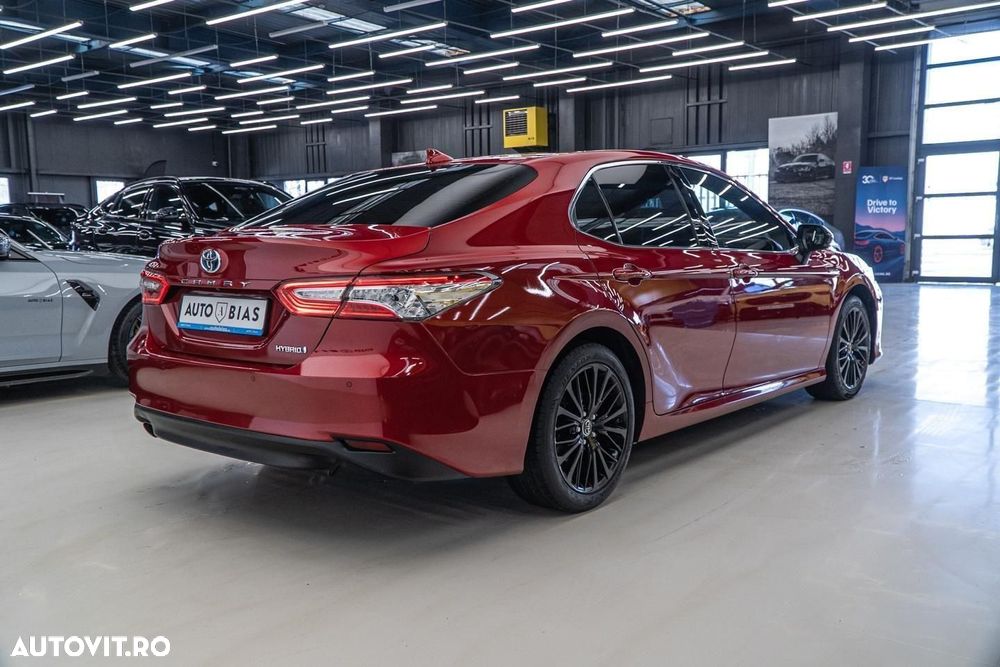 Toyota Camry 2.5 Dynamic - 6