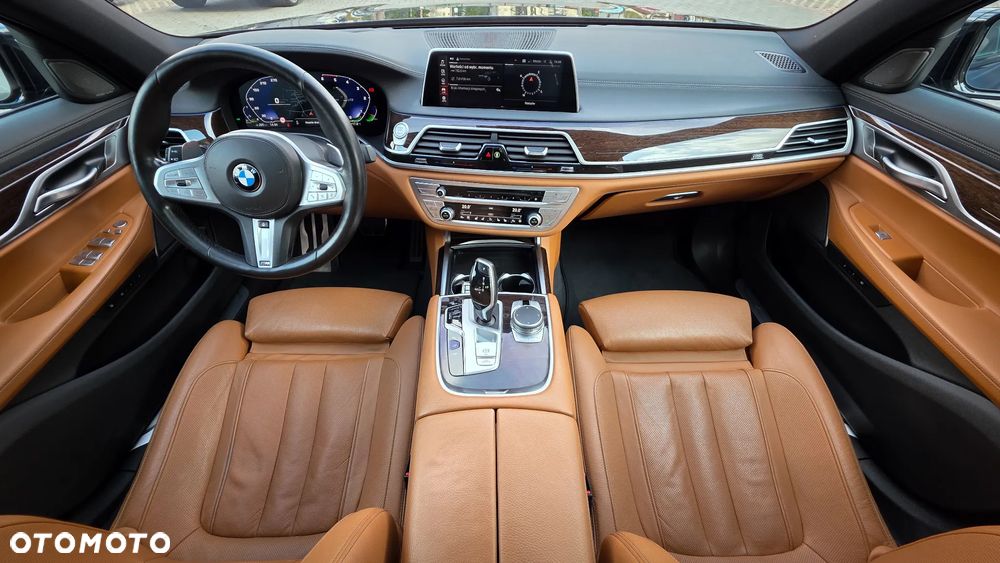 BMW Seria 7 - 21