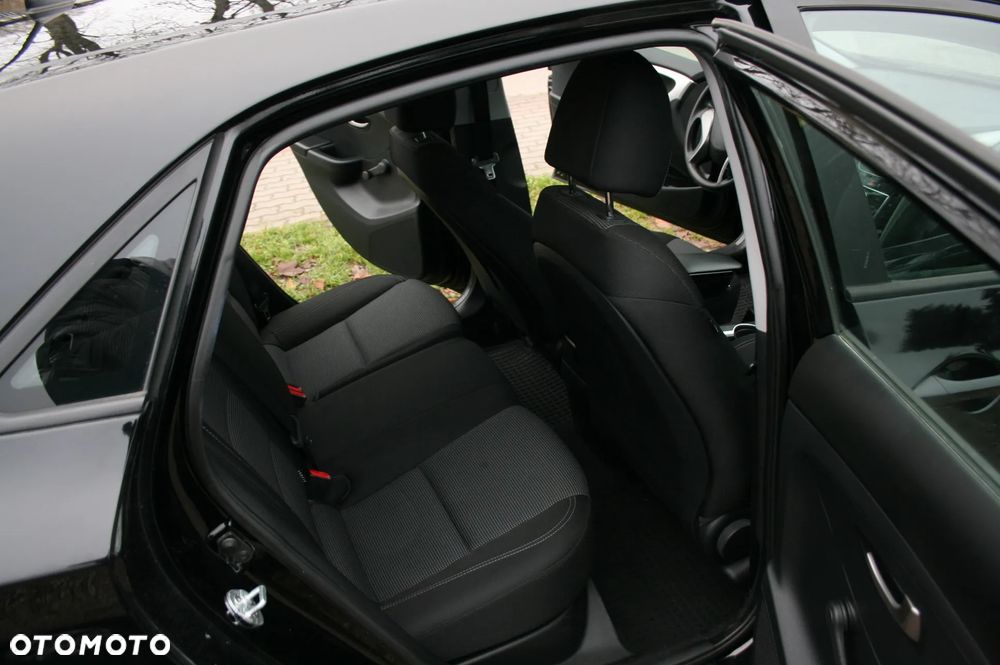 Hyundai i30 1.6 GDI Classic - 11