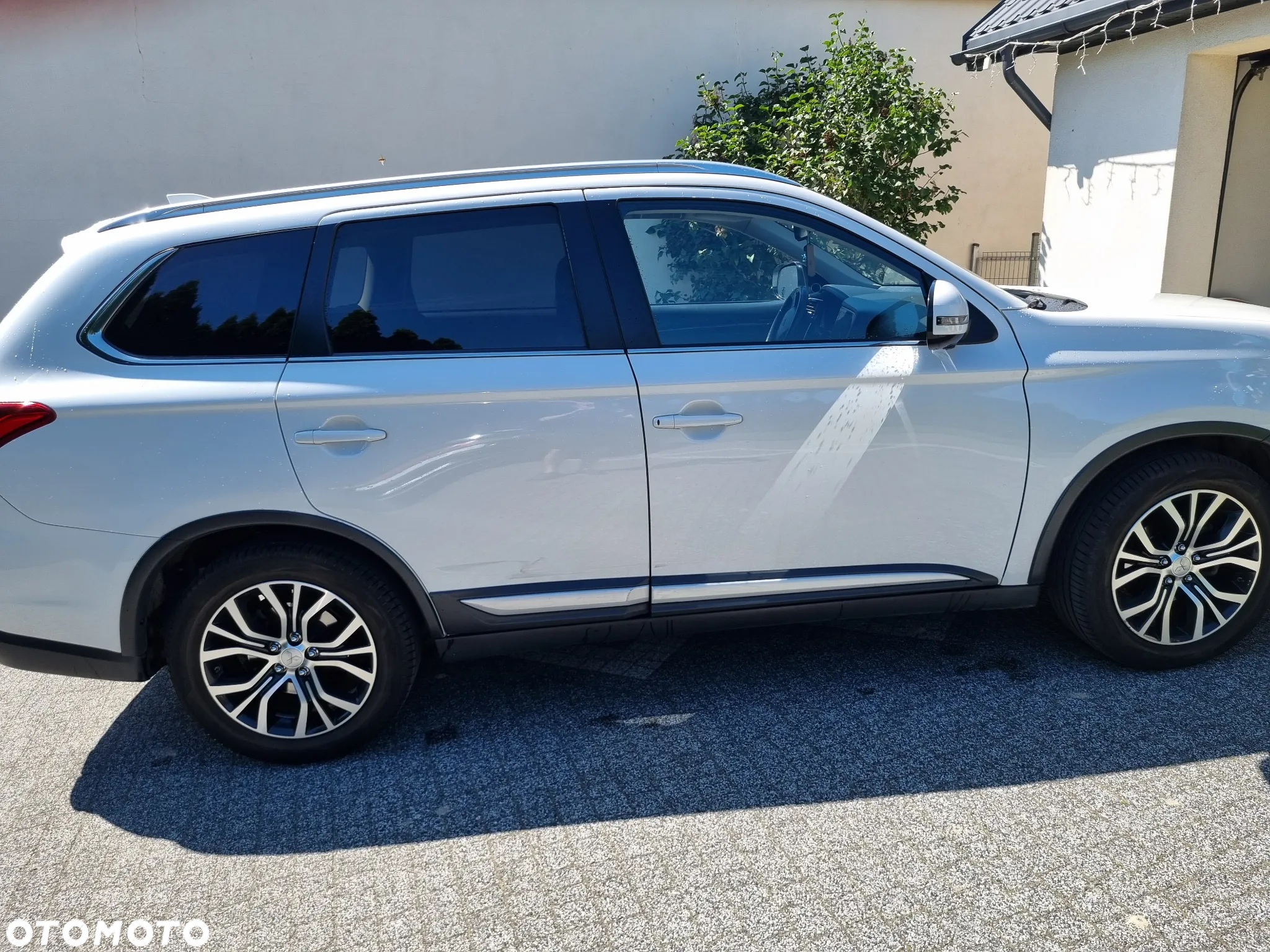 Mitsubishi Outlander - 5