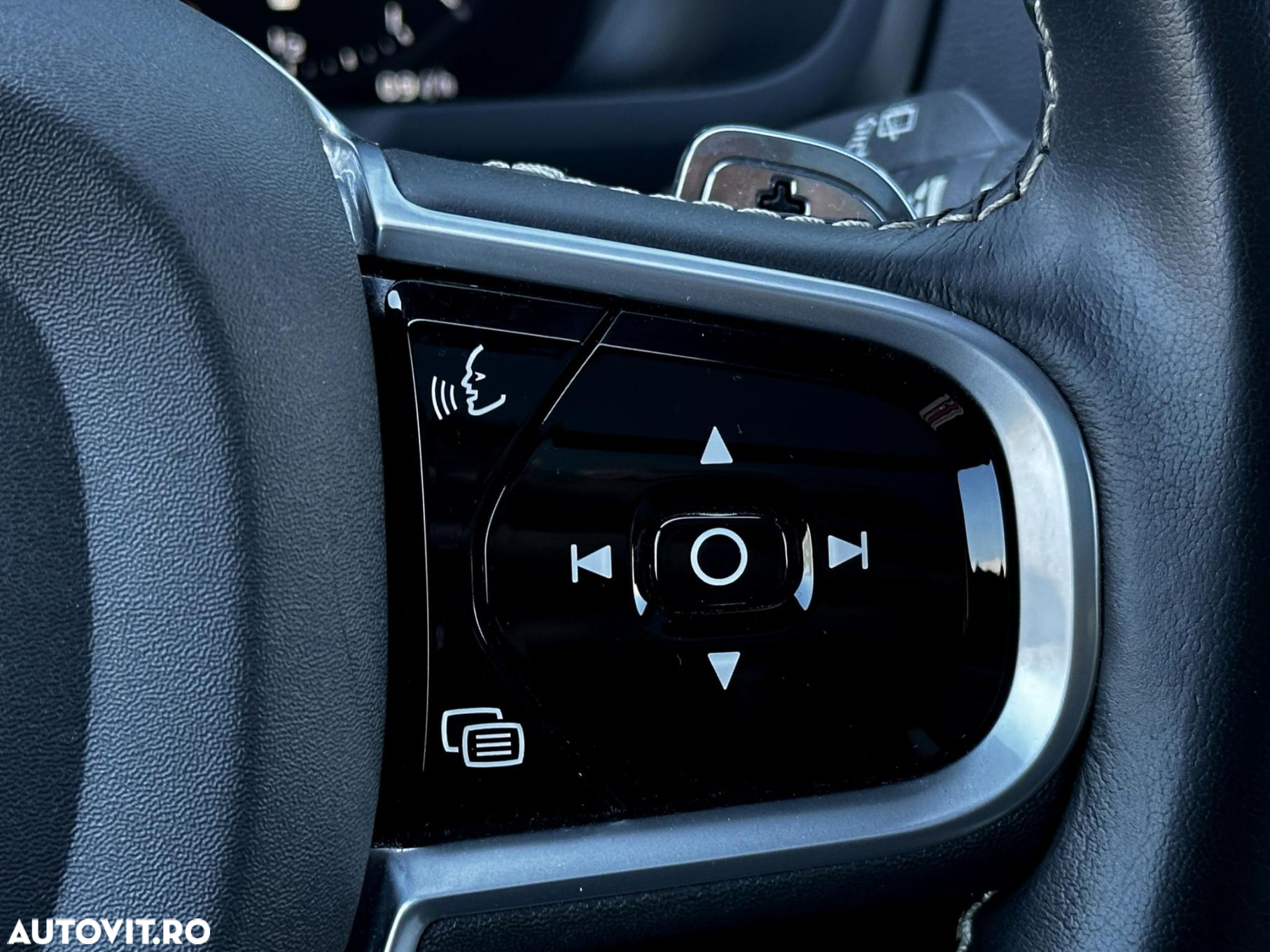 Volvo XC 90 - 21