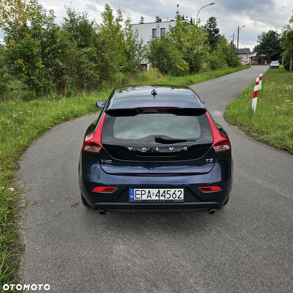 Volvo V40 T3 Kinetic - 9