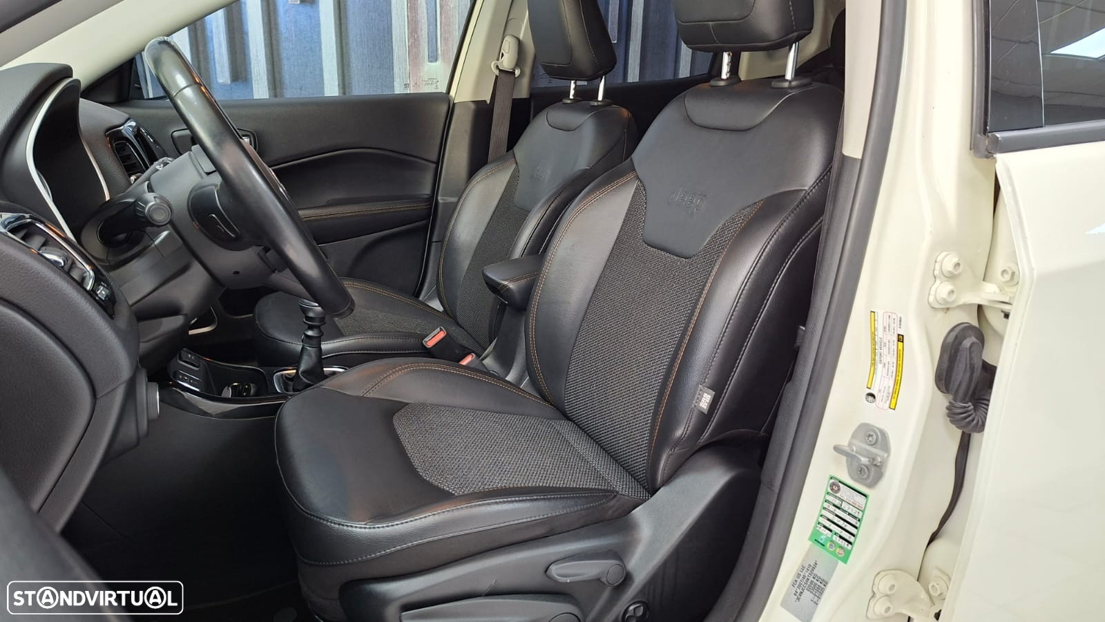 Jeep Compass 1.6 M-Jet Limited - 10