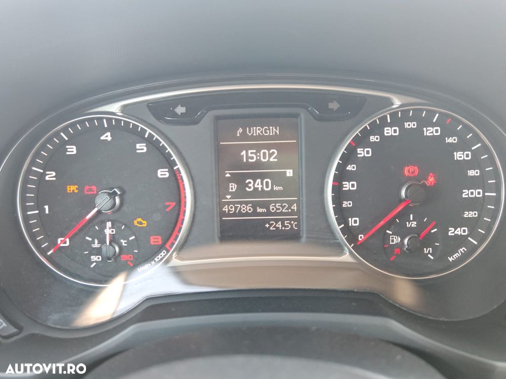 Audi A1 1.2 TFSI Attraction - 8
