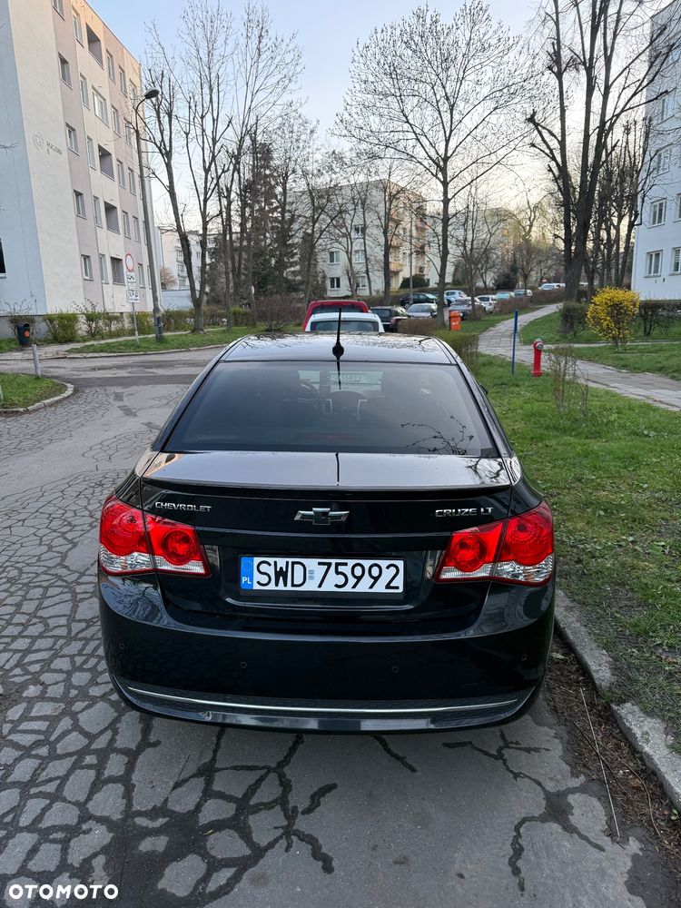 Chevrolet Cruze 1.8 LTZ - 28