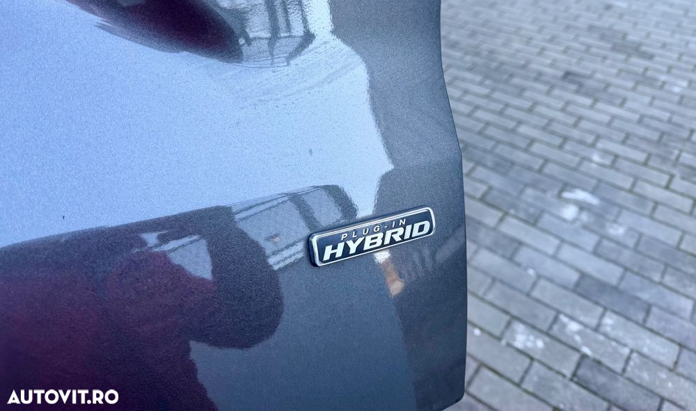 Ford Kuga 2.5 Duratec PHEV Titanium - 30