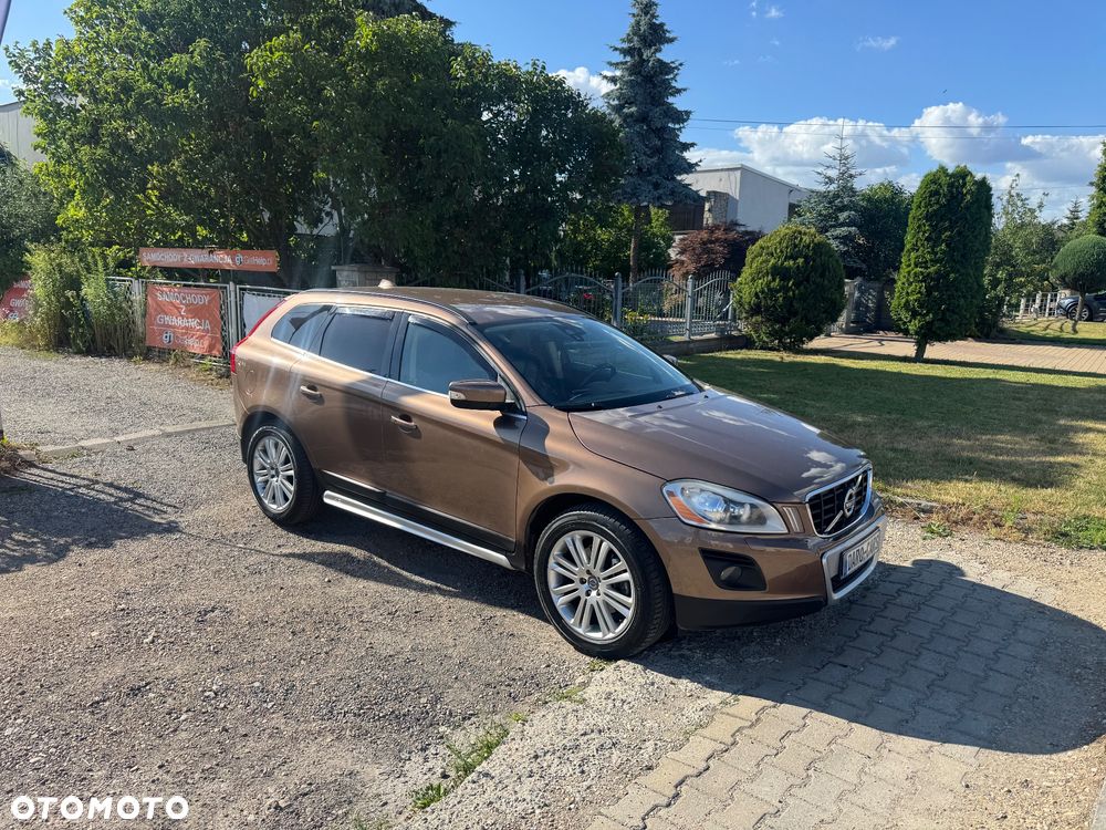 Volvo XC 60 D5 AWD Momentum - 3