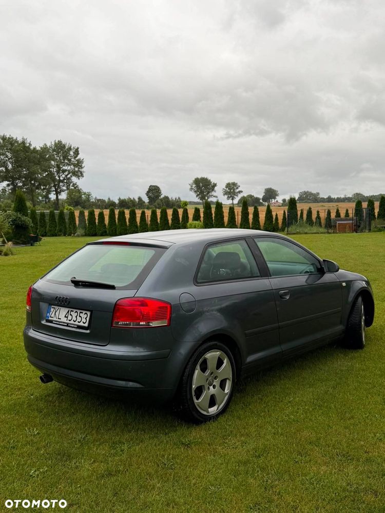 Audi A3 Sportback - 3