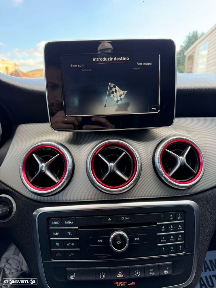 Mercedes-Benz CLA 220 - 34