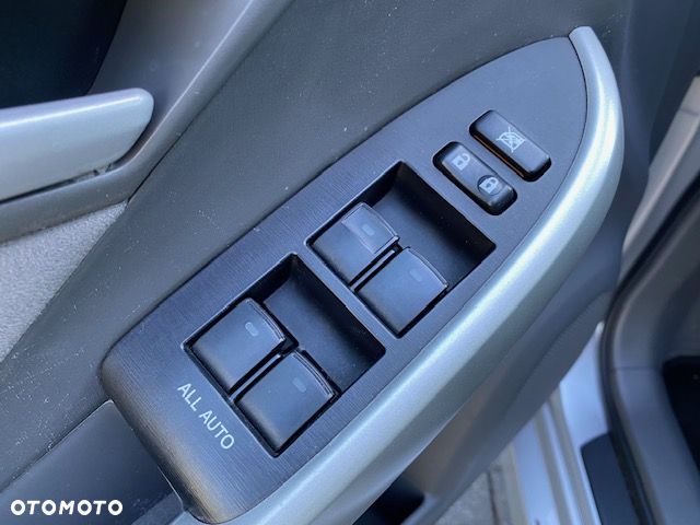 Toyota Prius (Hybrid) Comfort - 20