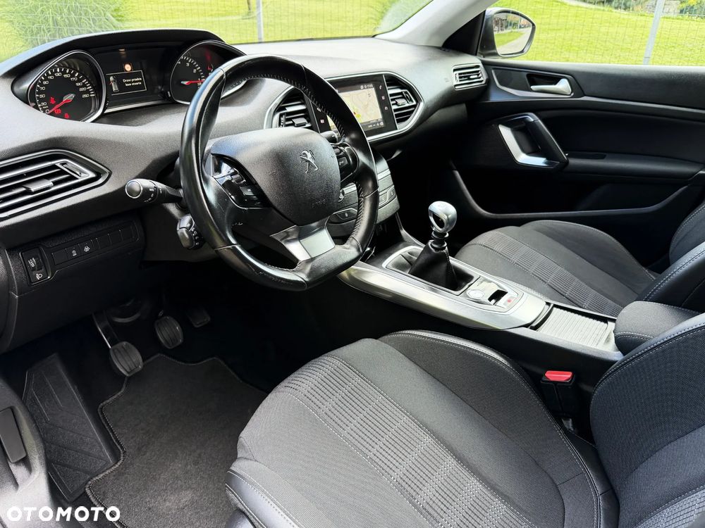 Peugeot 308 PureTech 110 Stop & Start Allure - 10
