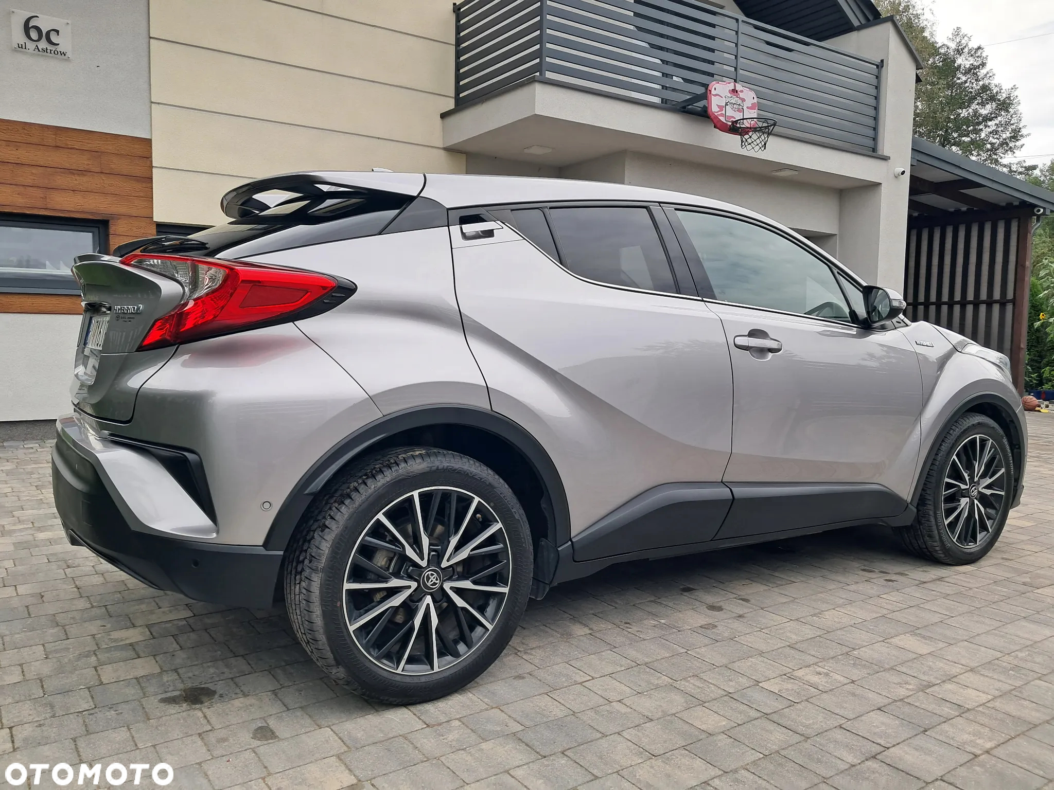 Toyota C-HR 1.8 Hybrid Premium - 10