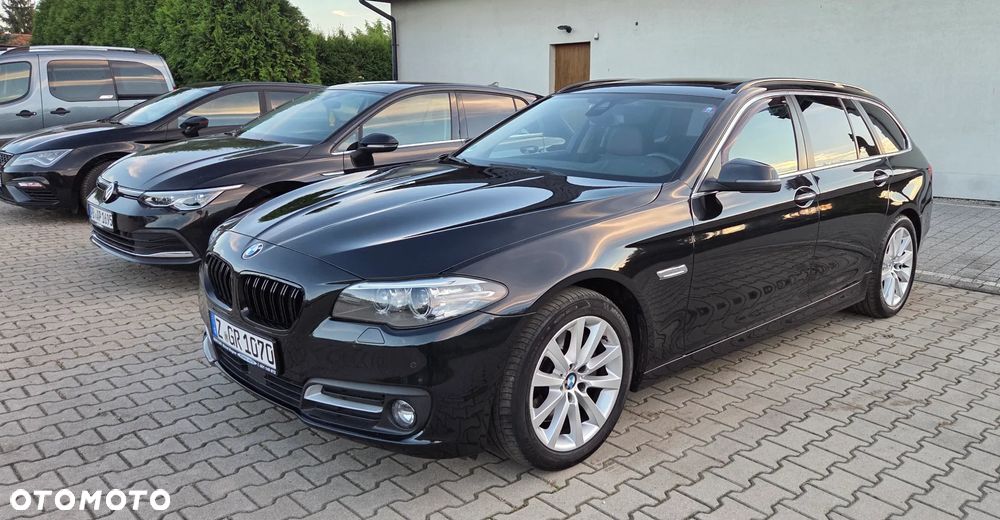 BMW Seria 5 525d Sport-Aut Luxury Line - 13